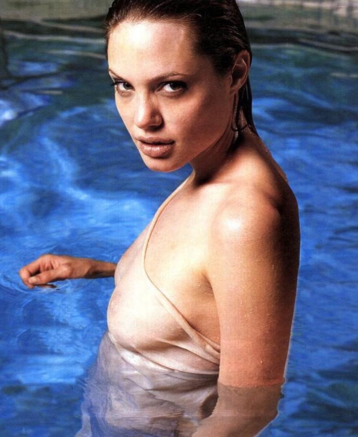 16P Angelina Jolie show her huge tits and nude movie scenes