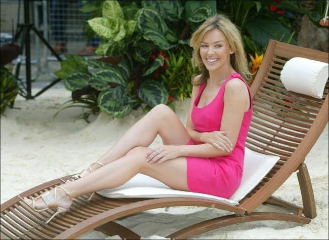 16P Exotic celebrity Kylie Minogue showing her hard nipples