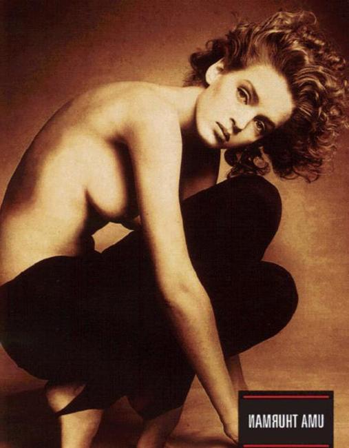 16P Celebrity Uma Thurman nude paparazzi photos