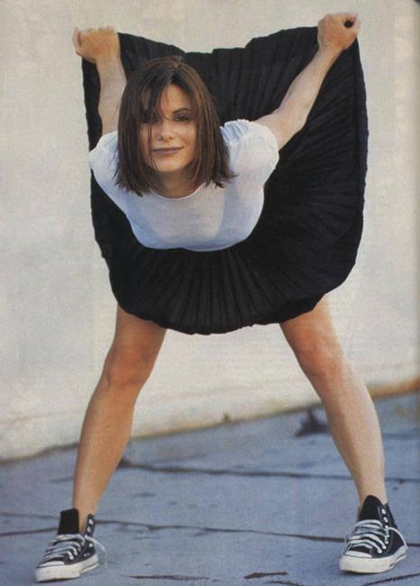 16P Sandra Bullock cought on the beach
