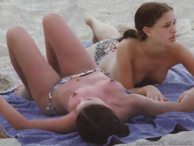 15P Natalie Portman paparazzi shots