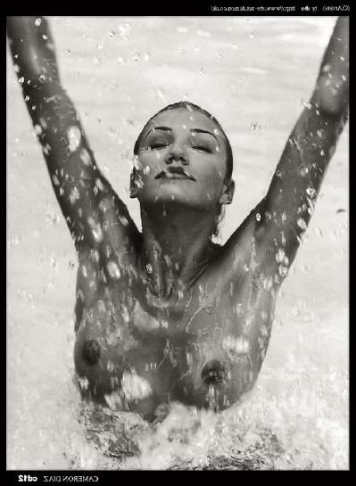 16P Naughty celebrity Cameron Diaz Exposed