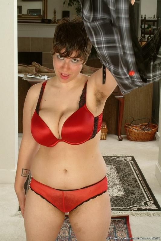15P Vicky has herself some big natural juggs