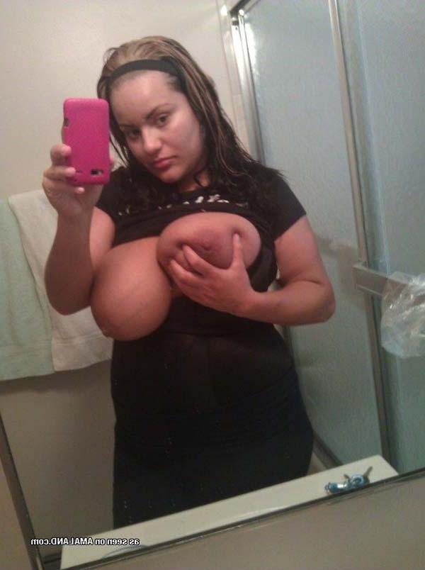 12P Girls with huge melons at home