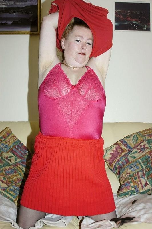 16P Old plumper fucks herself with a dildo