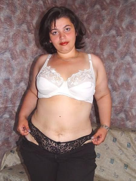 16P Fat ass teen plumper