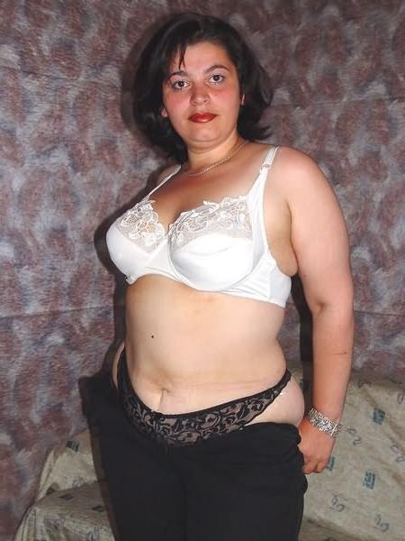 16P Fat ass teen plumper