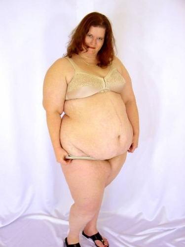 16P Big Plumper Mom Shows Her Big Fuckin Tits