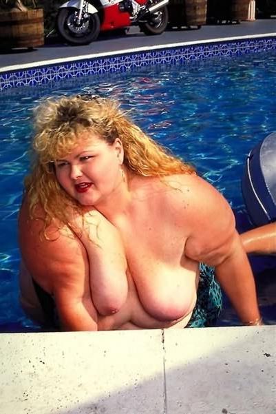 20P Couple of giant fat whales swimming