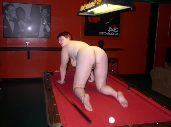 18P Plump pn pool table