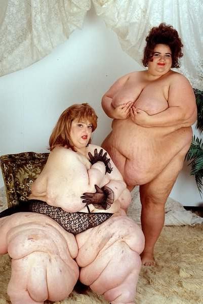 20P Extreme Fat Women