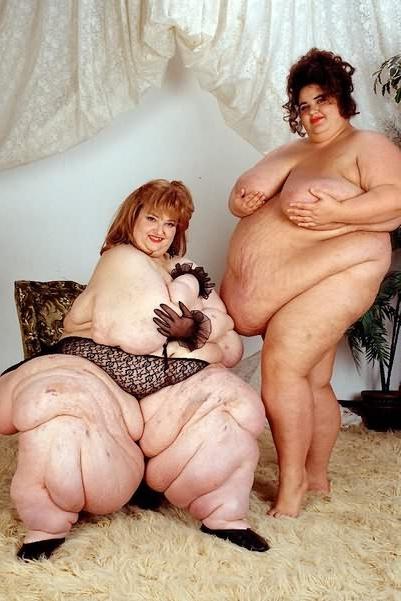 20P Extreme Fat Women