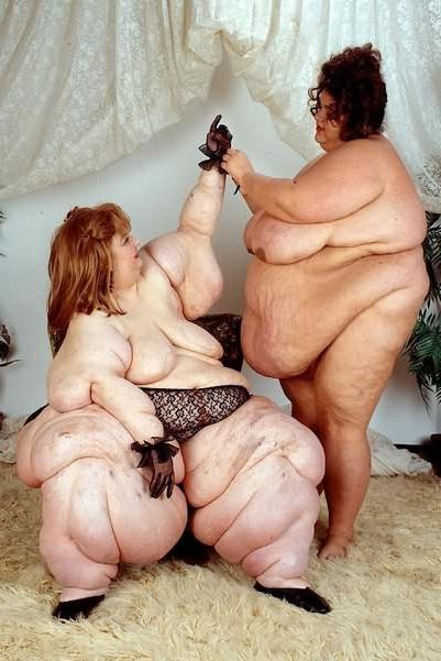 20P Extreme Fat Women