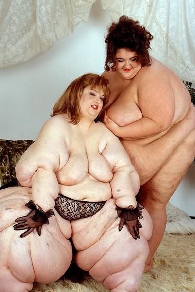 20P Extreme Fat Women