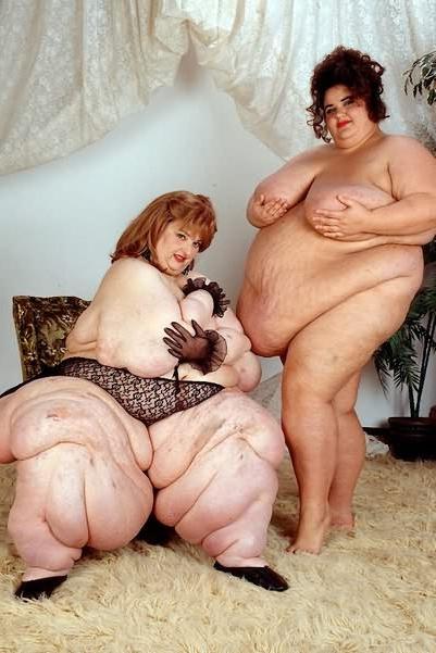 20P Extreme Fat Women