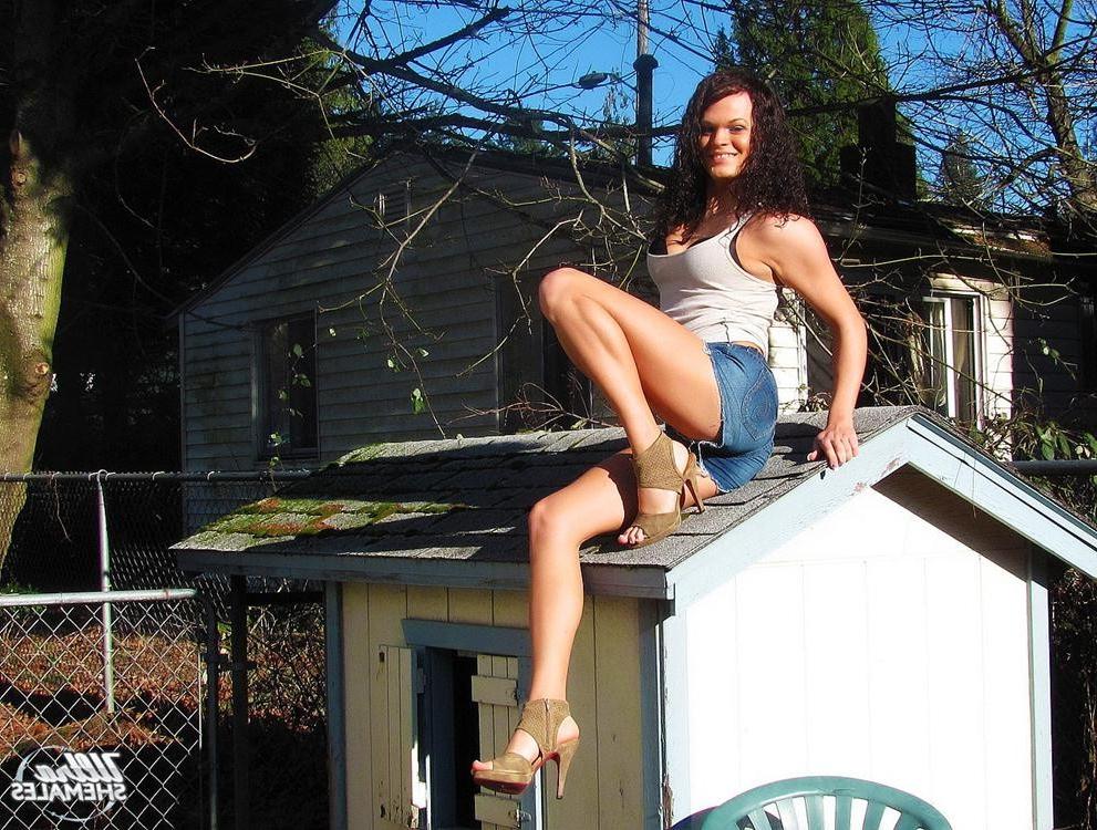 12P Teen Shemale Exhibitionist Shows Off Her Goods Out in The Back Yard