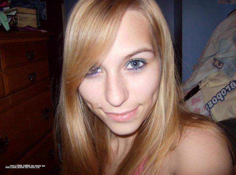 14P Naughty blonde cutie teasing her boyfriend in hot selfpics