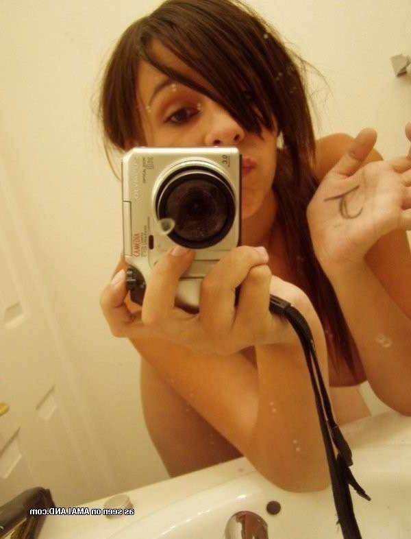10P Busty emo cutie teasing her boyfriend while camwhoring