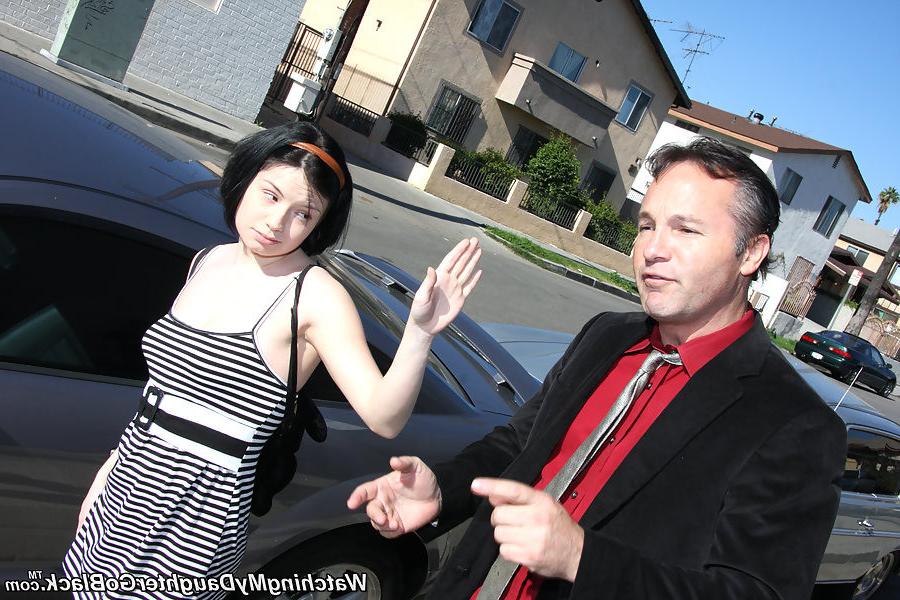 17P Tatianna Kush drinks black Cum in front of her Dad