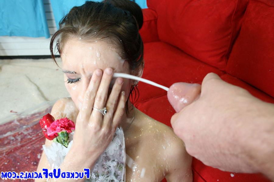 16P Horny slut sucking big cocks until gets a extreme facial