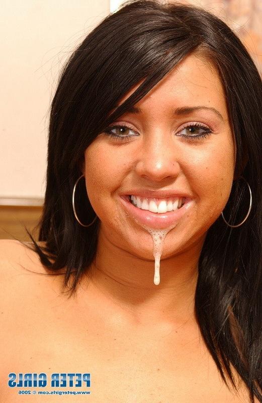 16P Sexy tanned ethnic big tits amateur giving a blowjob and cumshot