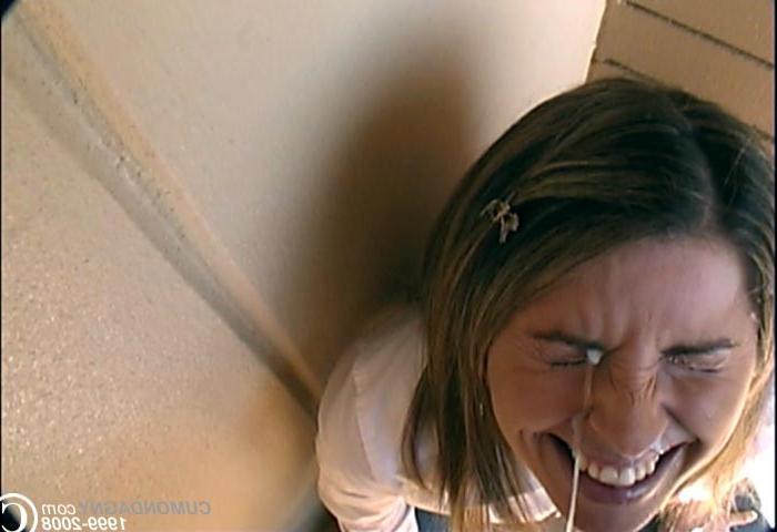 14P Wife sucking dick and gets a messy cum facial