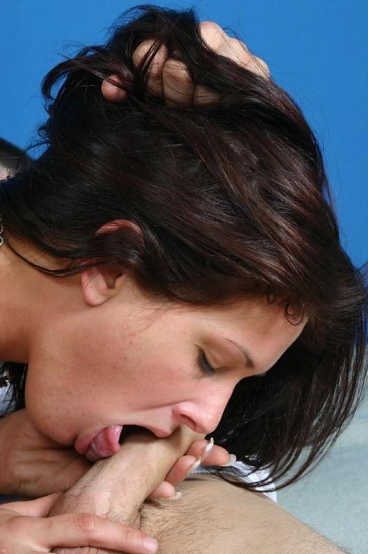 16P Blowjob brunette gets messy facial cumshot after oral sex