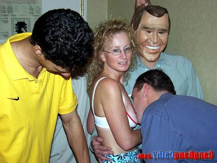 17P White Milf gets mixed messy internal cumloads