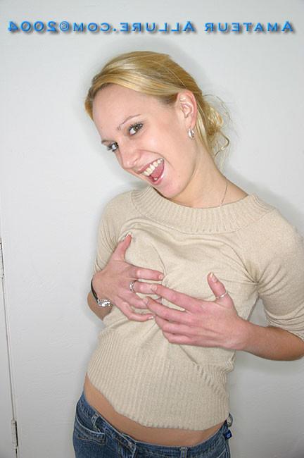 16P Blonde babe on her knees sucking a guys balls