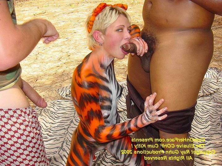 16P Outdoor group sex messy facial