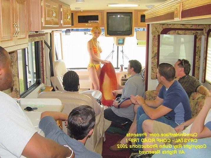 16P Messy cumshot on the road