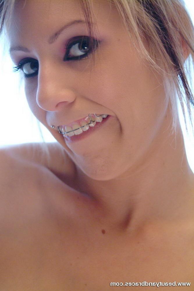 16P Busty blonde ballerina with braces dildos her tight pink twat
