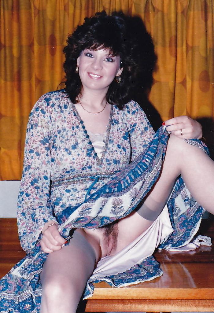 25P Vintage Hairy Pussy Wives