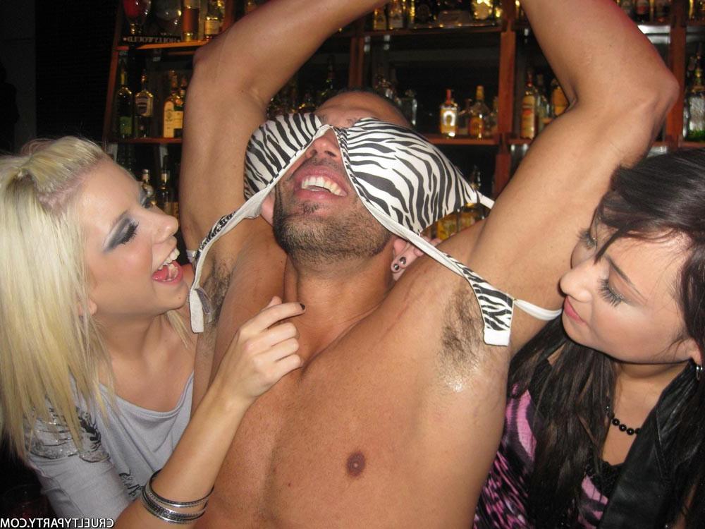 16P Wild party chicks banging a stripper