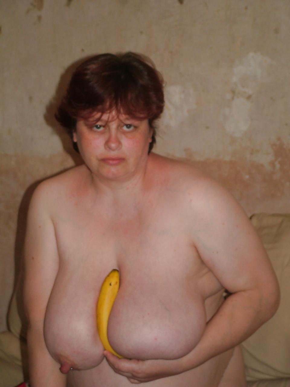 15P Banana & Toy