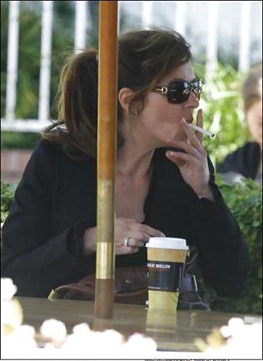 25P Jane Leeves and Peri Gilpen SMOKING