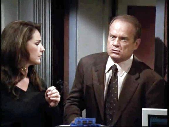 25P Jane Leeves and Peri Gilpen SMOKING