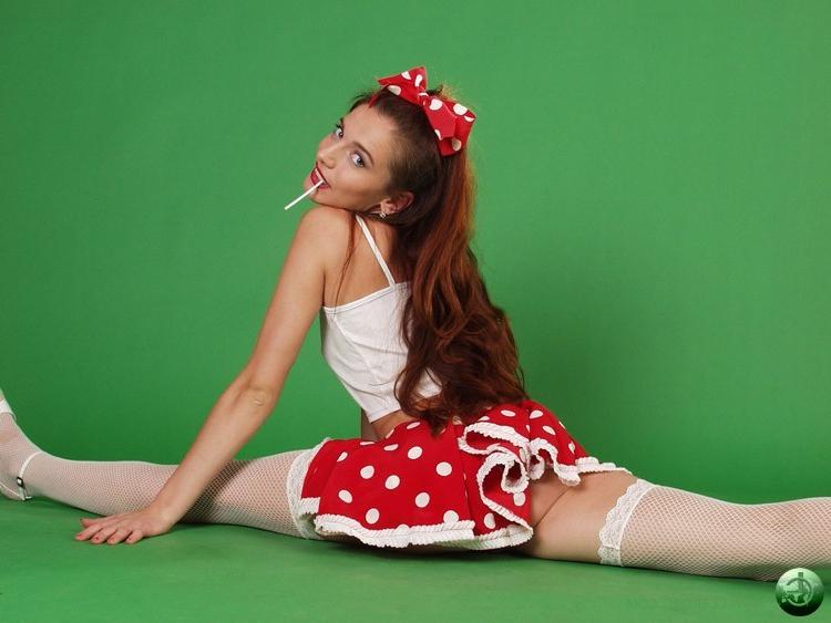 17P Limber dancer in white fishnet stockings