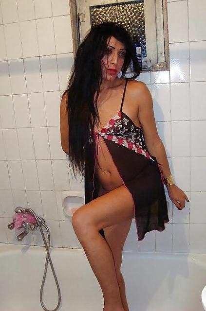 25P COLLECTION OF...TRAPS SO HOT & HORNY  II