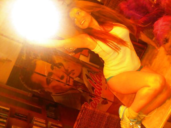 21P Hilal Cebeci Twitpics (Turkish Celebrity)