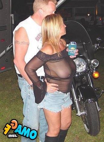 16P fisting and fingering amateur porn pictures