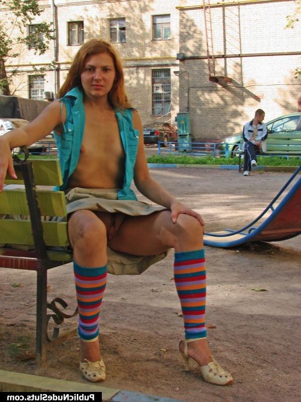 15P Daring hottie blazons out her cute tits and sweet pussy on the bench
