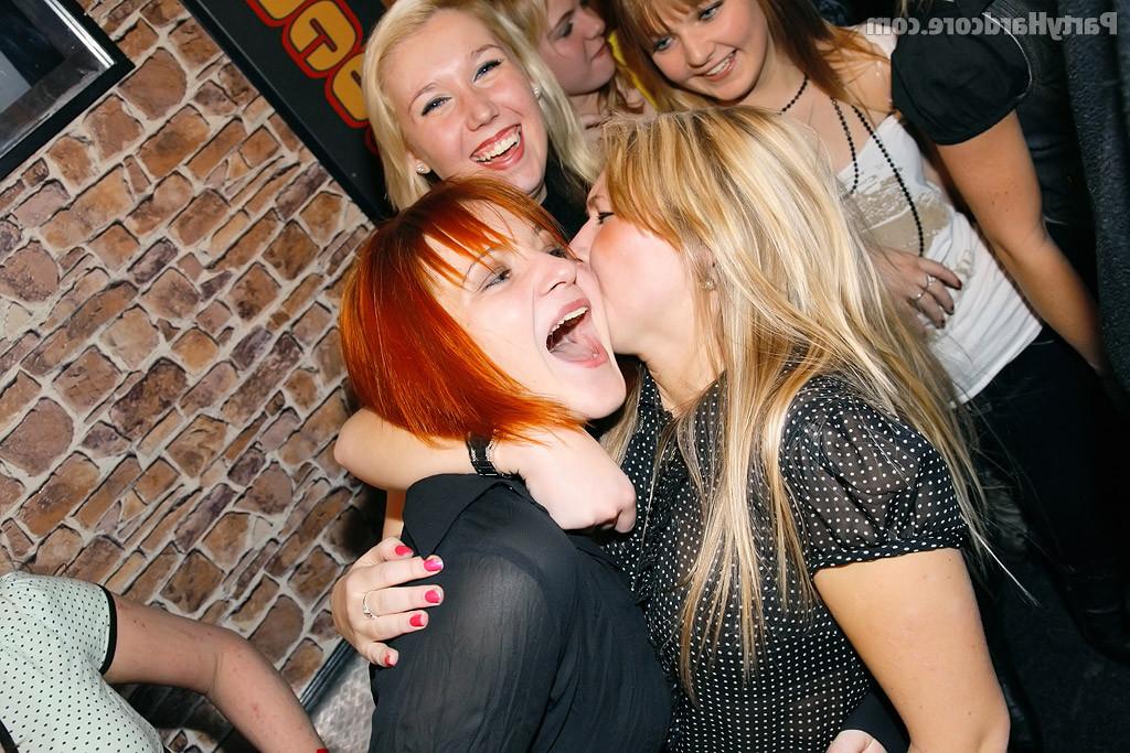 11P Party girls blowing and banging strippers