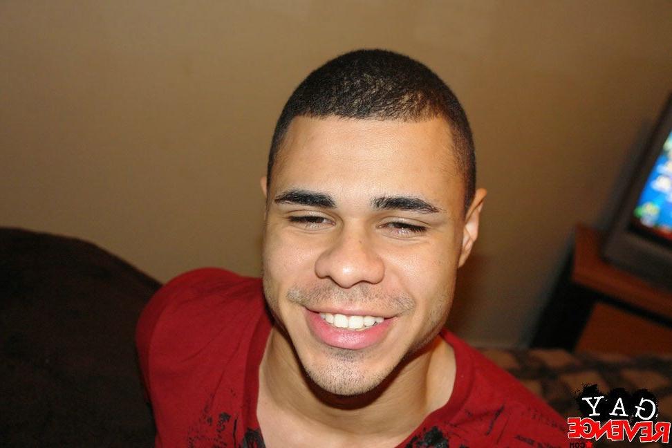 12P Hot Latino boyfriend sucks and fucks for cum splash