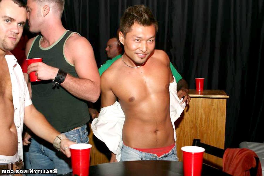 15P Todd gets a surprise when hes invited to his first sausage papi party