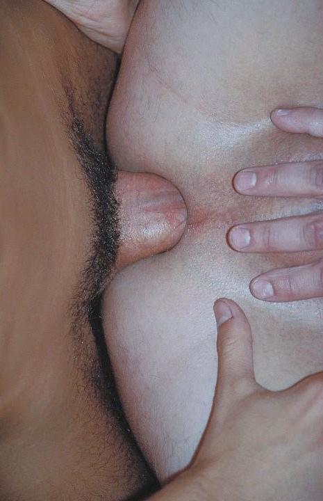 20P Two college studs enjoy drilling each other with no condom on