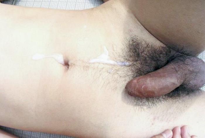 20P Two asian twinks sucking and fucking and cumming on the backyard