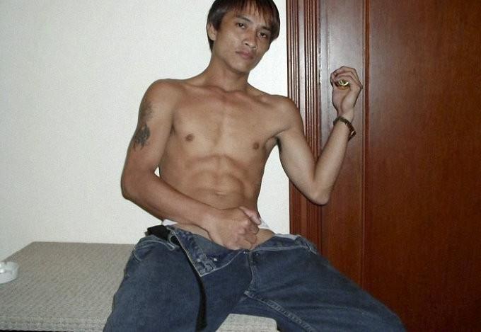 20P Smooth ssian fellow enjoy stripping and showing and jerking off
