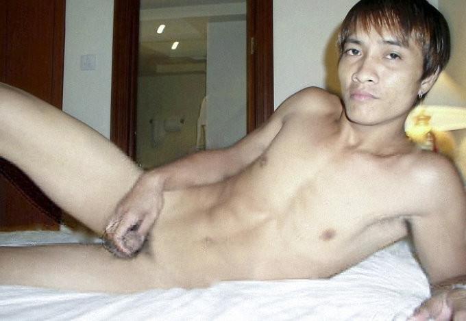 20P Smooth ssian fellow enjoy stripping and showing and jerking off