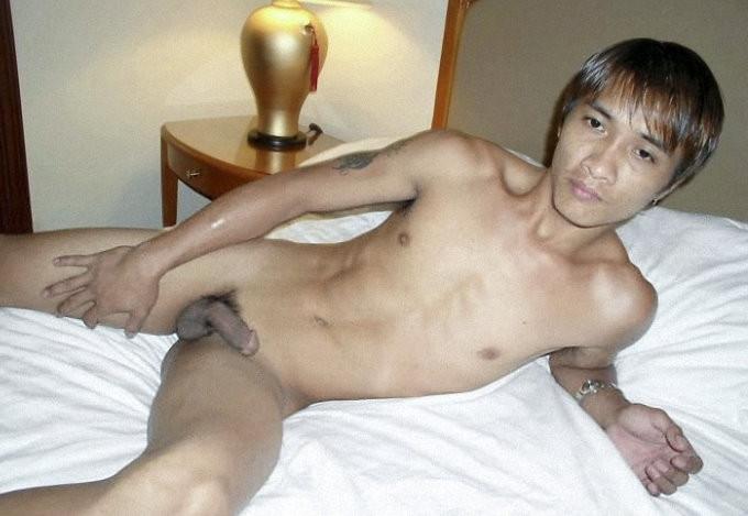 20P Smooth ssian fellow enjoy stripping and showing and jerking off